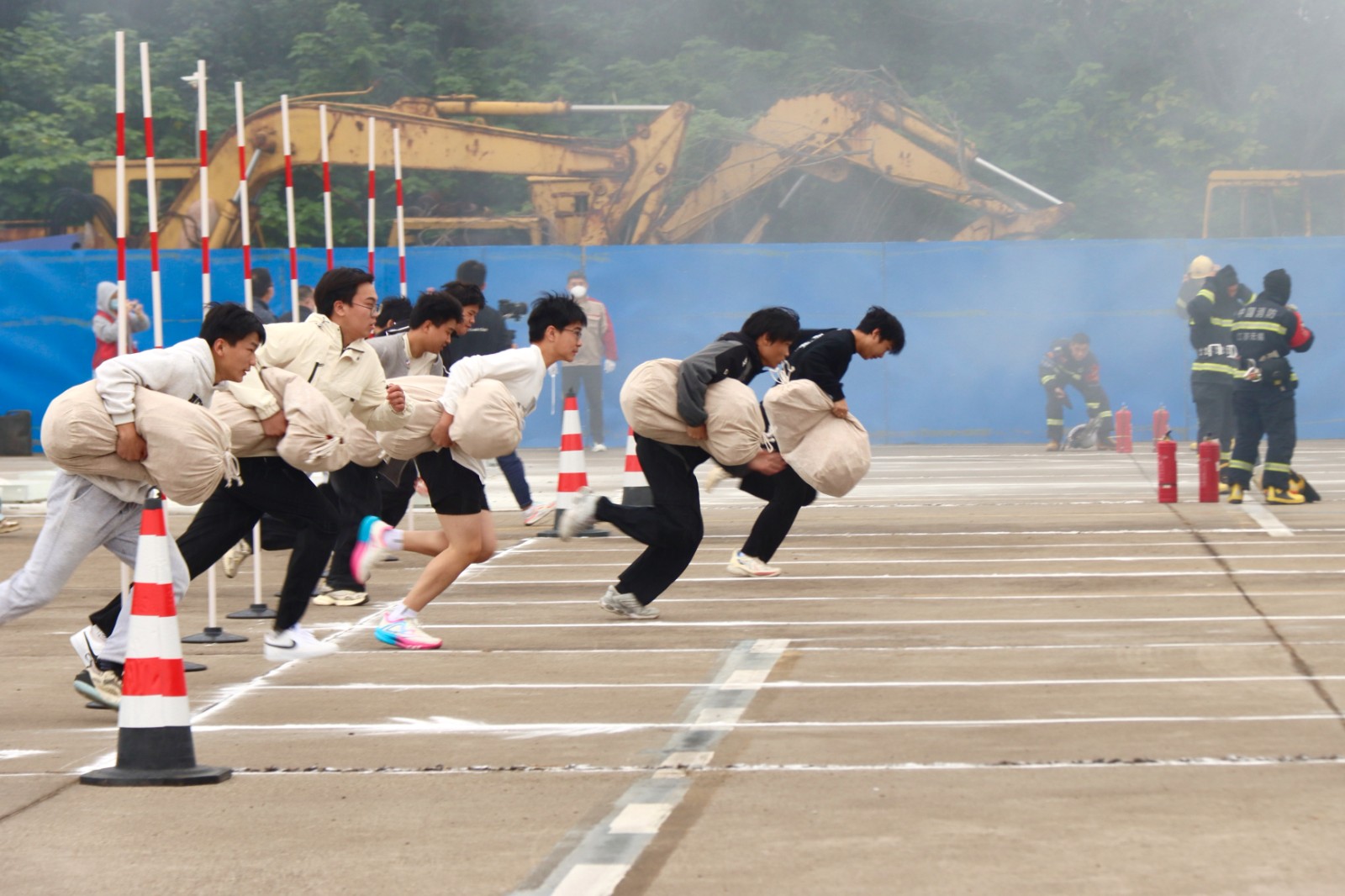 1762763139945058176.jpg 1762763139945058176.jpg