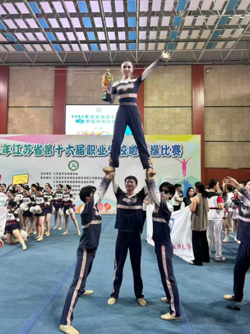 1761883118284051680.jpg 5.jpg