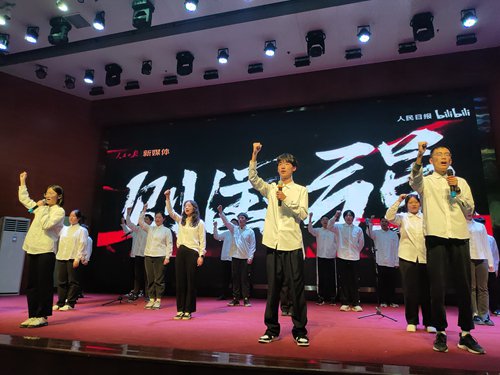 1729835112122041970.jpg 10.jpg